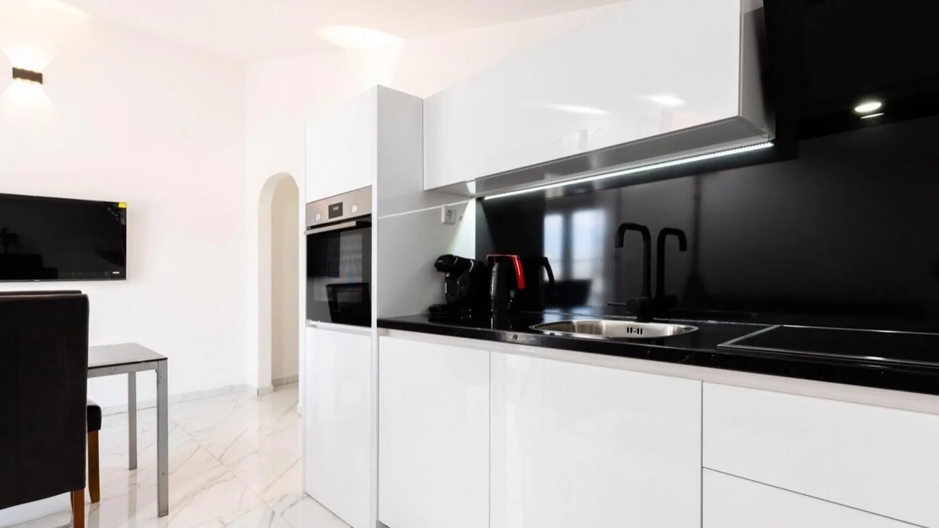 Apartments Zen Mastrinka 0*, Trogir Croatia