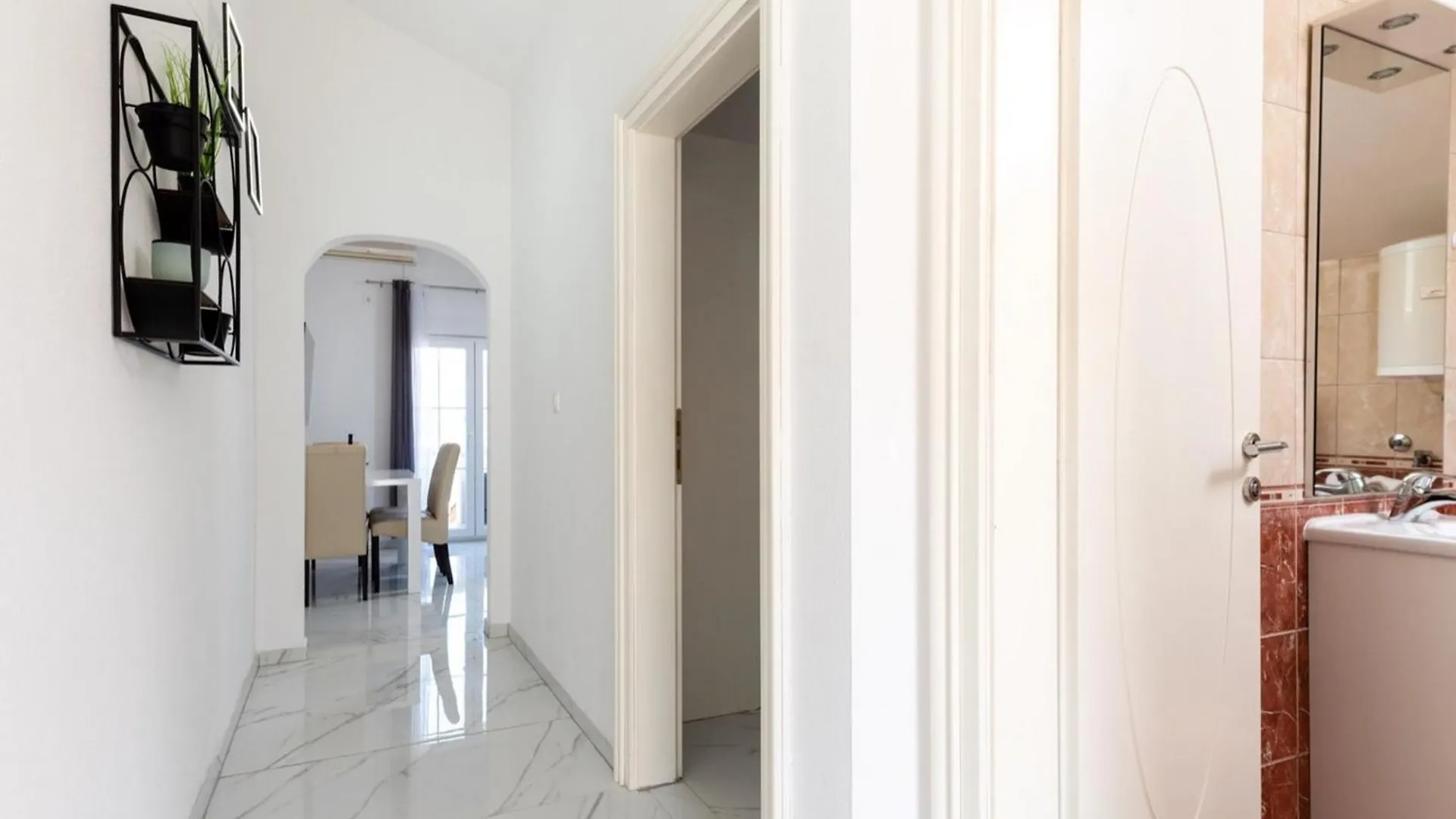 Apartments Zen Mastrinka